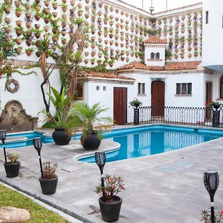 Hotel Boutique La Mansion グアダラハラ エクステリア 写真