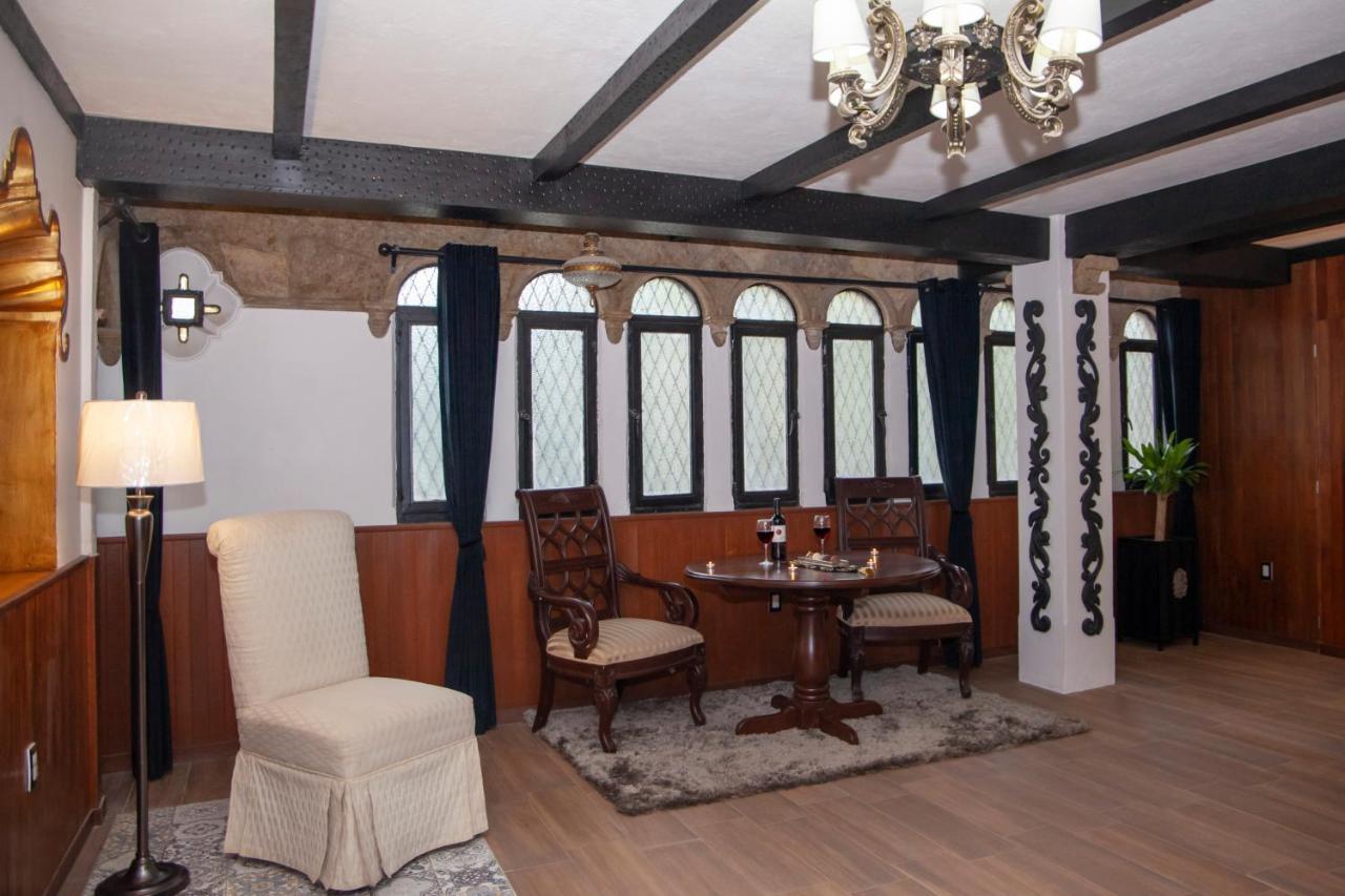 Hotel Boutique La Mansion グアダラハラ エクステリア 写真