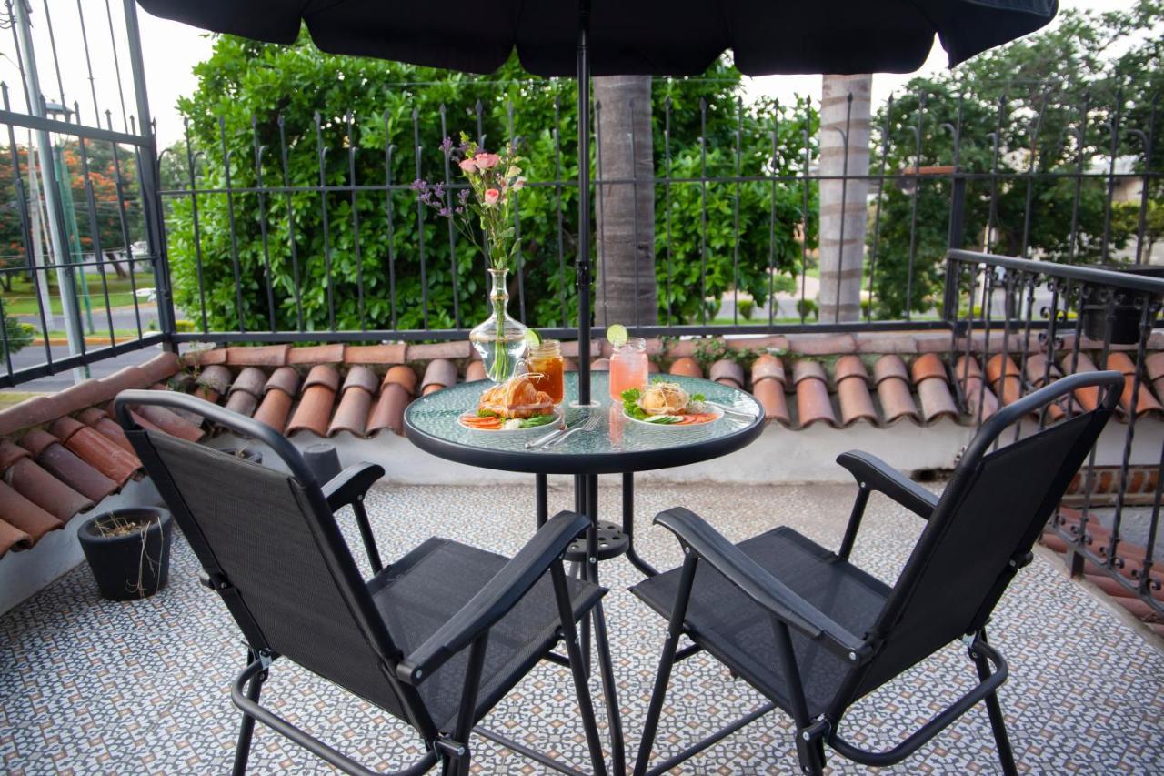 Hotel Boutique La Mansion グアダラハラ エクステリア 写真